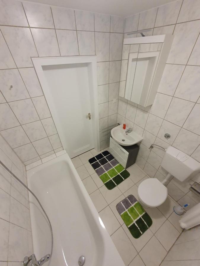 Ferienwohnung Schlossstrasse Essen Ngoại thất bức ảnh